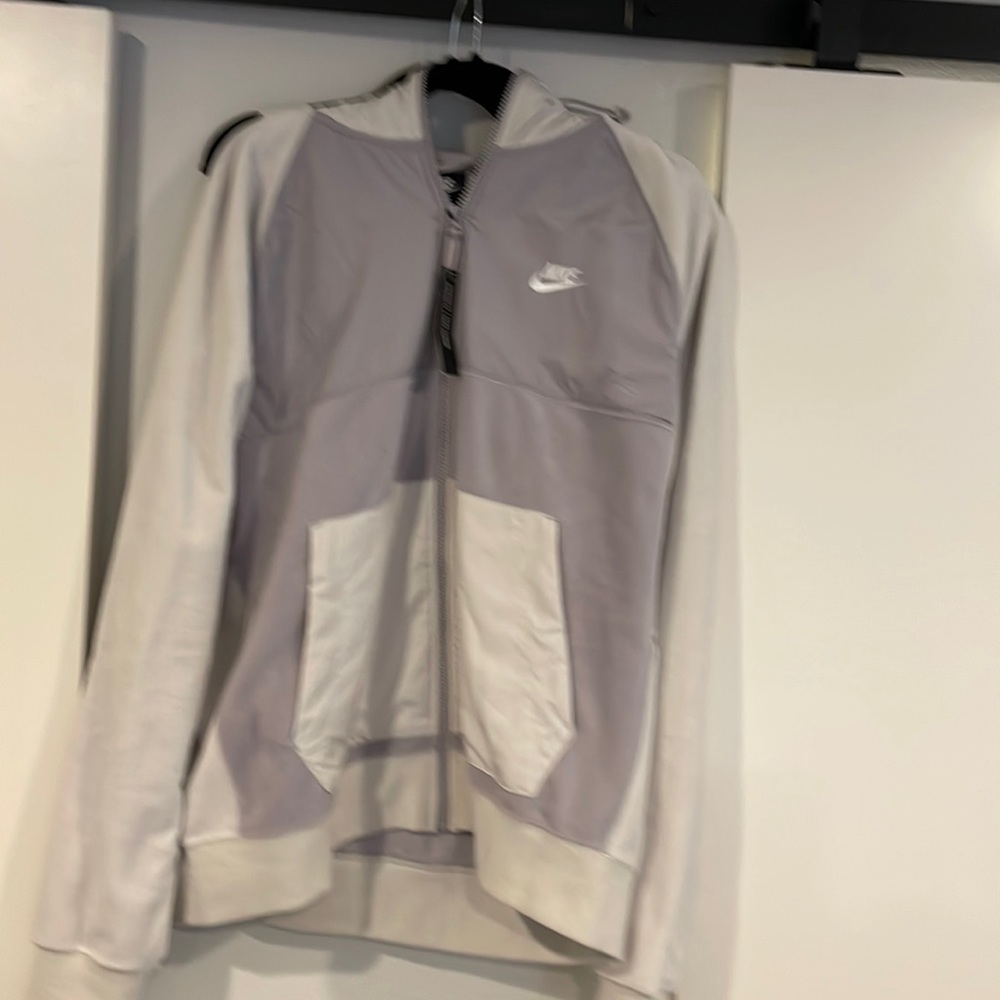 Nike zip up w tags